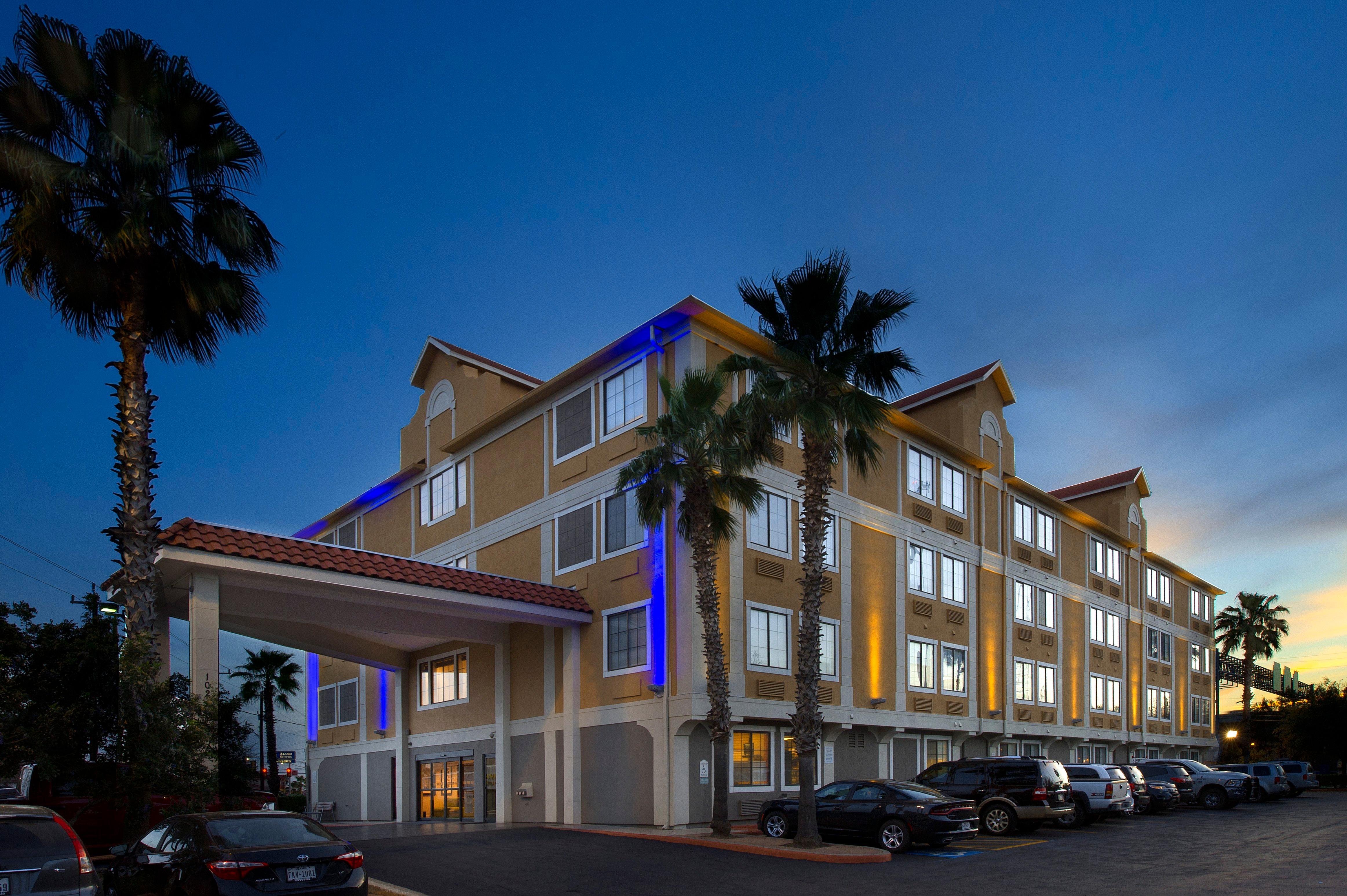 Holiday Inn Express & Suites San Antonio - Downtown Market Area By Ihg Exterior foto